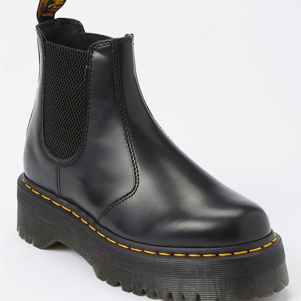 Brand new Dr.Marten Chelsea Platform Boots